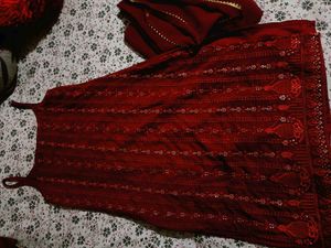 MAROON EMBROIDED KURTI DUPATTA SET