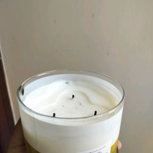 Bath And Body Works Vanilla Santal