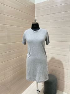H&amp;M Pintresty 🌸Grey T-Shirt Dress