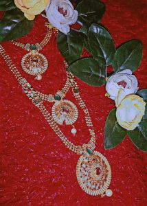 Rani Haar (Long Tamil Necklase)
