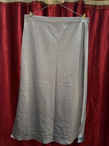 Elegant lavender long Skirt