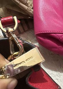 🇺🇸 Michael Kors imported leather Handbag