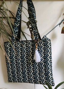 Unique Pattern Tote Bag