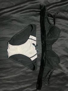 Lace Bra & Panty Set