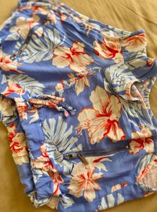 Floral Print Zipper Detail Shorts
