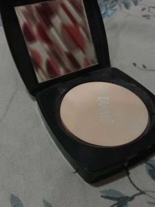 Lakme Forever Matte Compact - Natural Pearl Shade