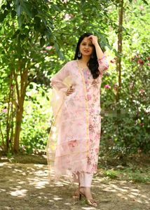 Beautiful Pink Cotton Kotta Doria Appliq Work