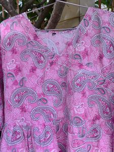 Pink Paisley short kurti
