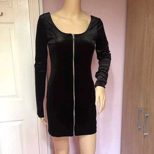 H&amp;M Front Zipper Velvet Bodycon