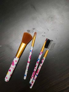 Pack of four Makeup Brushes