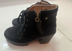 Black Boots