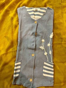 Cute Blue Floral Sweater Top