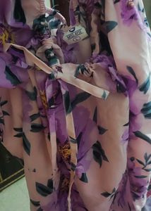 New Top With Tag