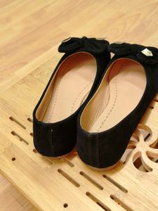 Women Black Bow Velvet Flat Comfortable Ballerinas