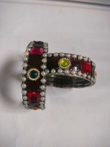Brown Glass Bangles