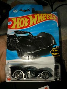 Hot Wheels Batman - Arkham Asylum Batmobile