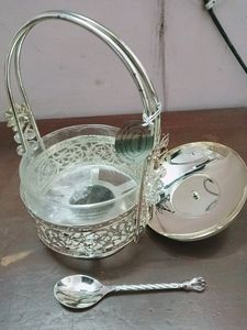 D MART SILVER PLATED SHOWPIECE WITH BOX