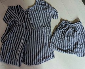Cord Sett With Mini Skirt  Of 6 Year Girl