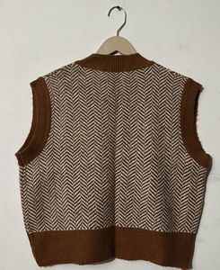 women&#39;s sweater vest