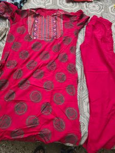 New Majenta Printed Kurta Set in xl size