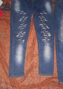 Combo Blue Jeans 👖 Very Good Condition..