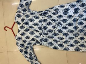 Blue &amp; White Print kurti