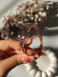 Stylish Bangle Set of 1 pair