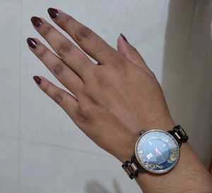 Stylish Women&#39;s Watch