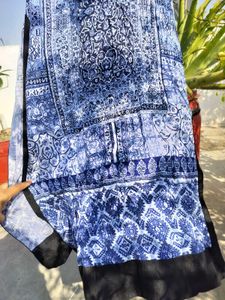 Blue &amp; White Printed Kurti