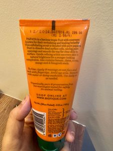 Biotique Papaya Face Scrub