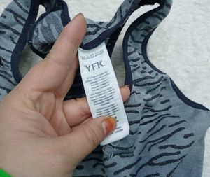 32 D Sport Bra