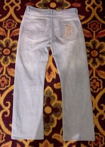 1000%authentic levis embroiderried Light Wash Deni