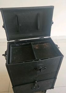Rolling Makeup Artist Case