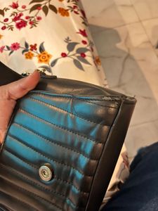 sling bag