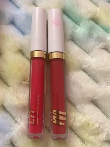 MyGlamm 2 Lipsticks