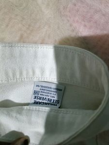 White Shorts From Westside(Nuon)