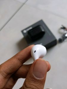 Combo Offer Noise Buds Vs102,Apple Wired Earphone