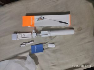 4 in 1 selfie stick just rs.240