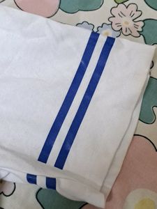 V-Neck Souled Store Dupe Tee