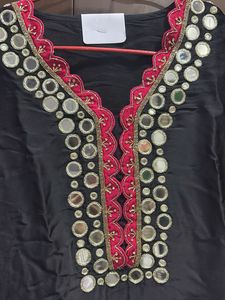 black suit with mirror work