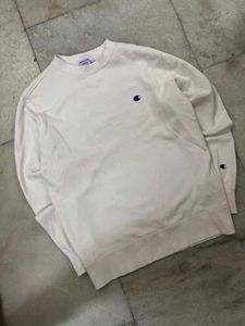 Champion White Crewneck Sweatshirt - Like New