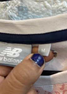 🇦🇺 New Balance Imported Floral  Sweatshirt