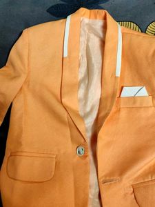 Suit With 4 Piece
