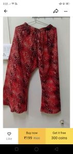 Combo for asma. Pink sling sturdy bag. used a few times. slight stains on the inside. working zips and in good condition