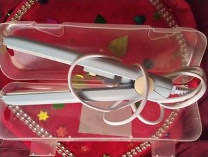 Mini Hair Straightener