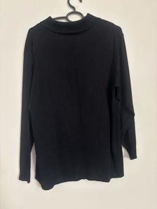 Black Embellished Collar knitted Top