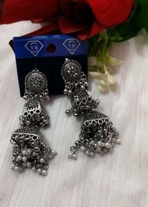 Silver Jhumka Earrings with Pearl Accents