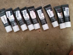 Pond&#39;s Detox Face Wash