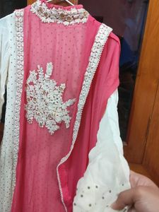 Beautiful Pink &amp; White Dress For Girls