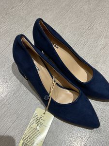 Max Blue Belly With Heels